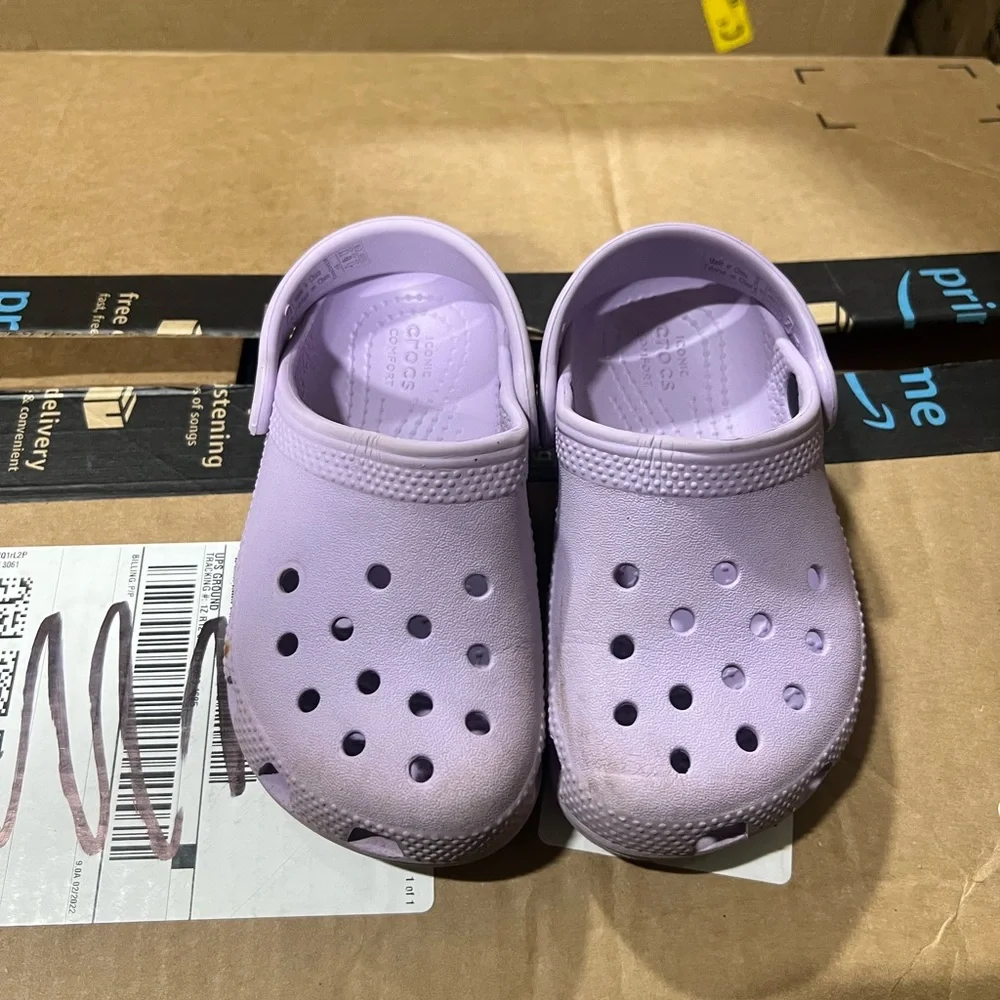 CROCS Orchid Purple Classic Slip On Clogs Size 9 Children's